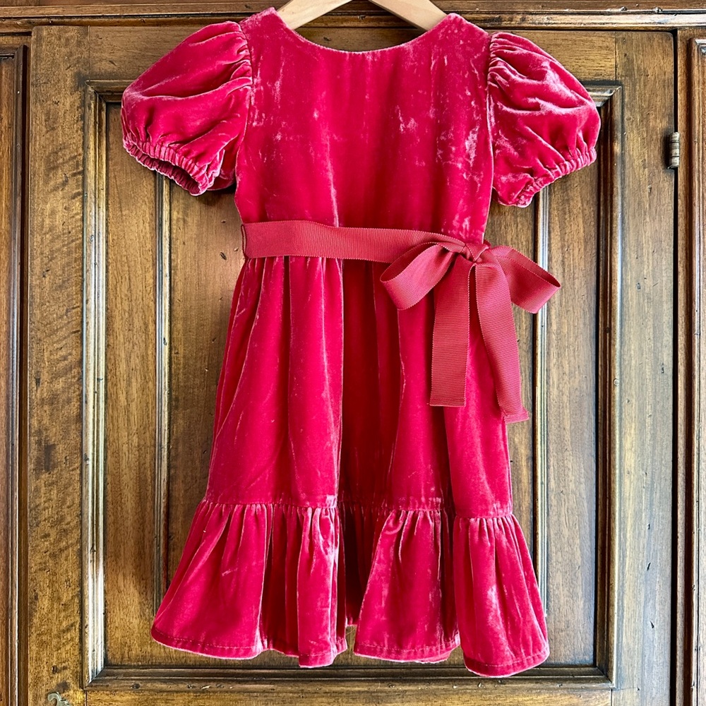 Girls’ Puff-Sleeve Velvet Dress